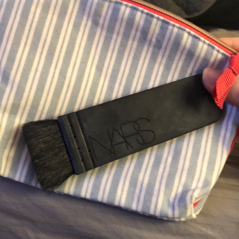 NARS Kabuki ita brush
